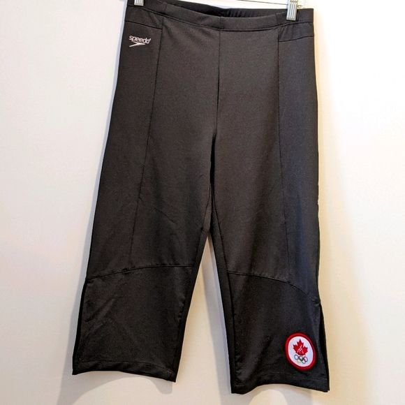 Speedo Olympic Canada flare leg black capris large - Picture 1 of 10